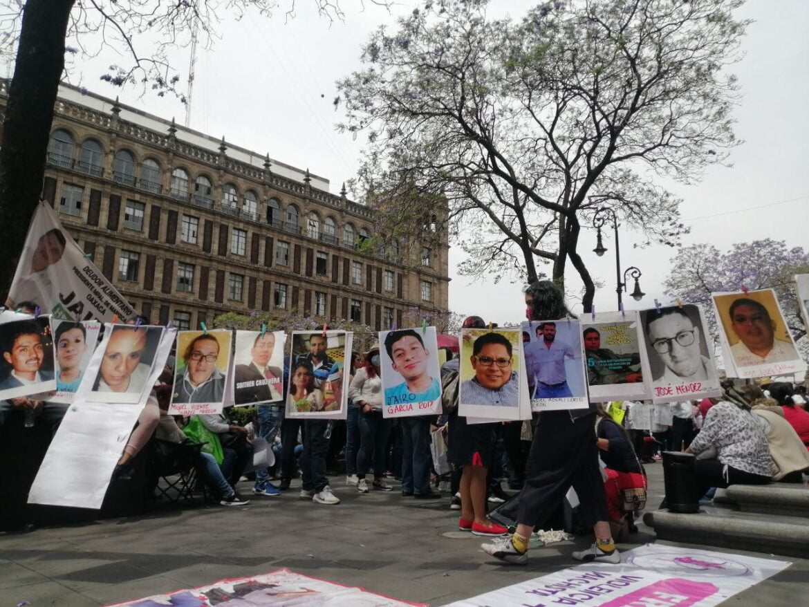 DeudoresAlimentarios.AGM