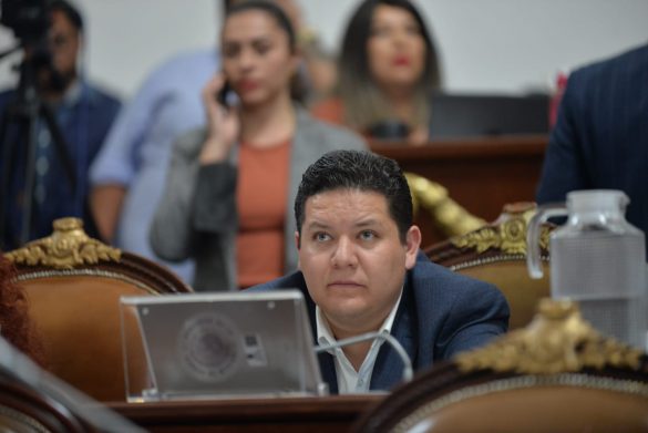 Octavio Rivero Villaseñor, diputado de Morena. Fotografía: Twitter @rivero_octavio
