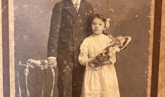 Josefina Borondón y José Leoncio González. La familia de ella la comprometió en matrimonio cuando solo tenía 12 años de edad. Fotografía: Cortesía de la familia de Josefina.