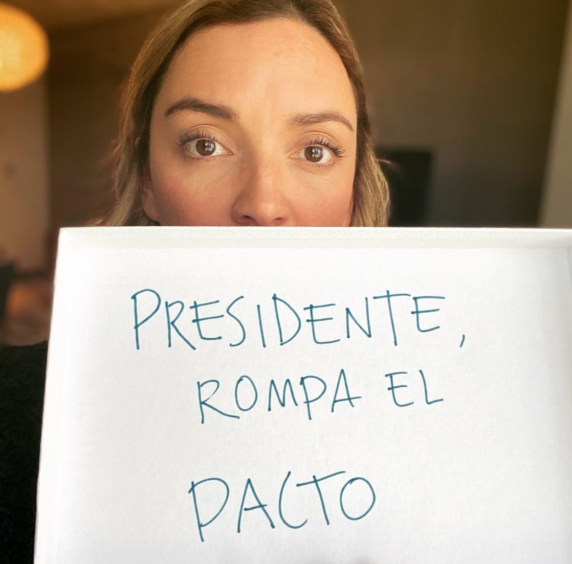 Twitter oficial: Regina Blandón