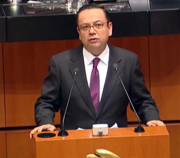Germán Martínez Cázares, uno de los senadores que presuntamente intentará impugnar la iniciativa 3 de 3. Fotografía: Senado de la República.