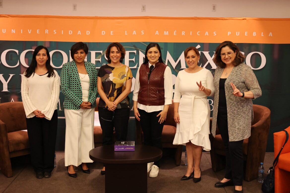 panelistas mujeres