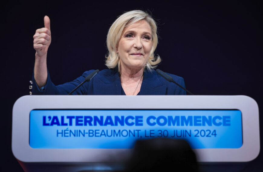 Ultraderecha llegaría a Francia con Marine Le Pen. Mujeres migrantes en riesgo