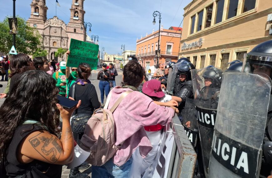 Aguascalientes reduce límite de semanas para ejercer aborto
