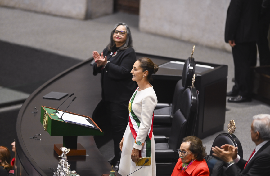 Manifiesto de nueva Presidenta de México, omite la República de las Mujeres