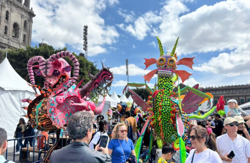 Las Alebrijas: artistas de la cartonería en el Desfile Monumental en CDMX