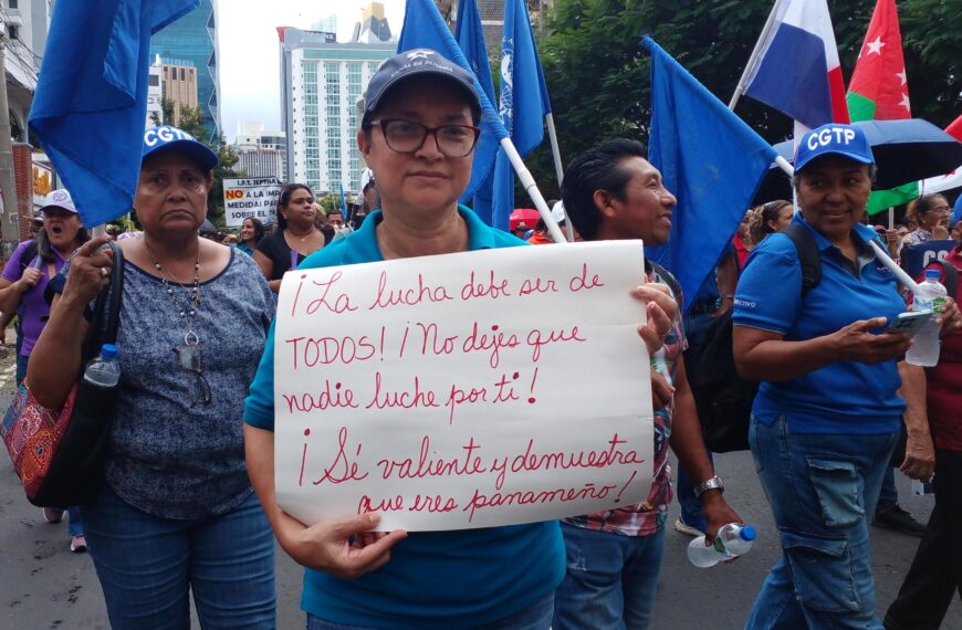 Mujeres de Panamá protestan contra Ley 462, amenaza su derecho a una jubilación digna