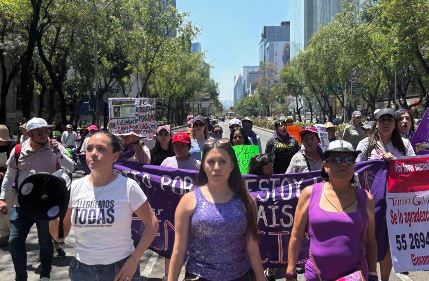 Mujeres protestan contra protección al diputado Cuauhtémoc Blanco. Piden renuncie a su fuero