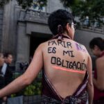 Proponen legalizar vientres de alquiler en Puebla, pese a ser otra modalidad de trata