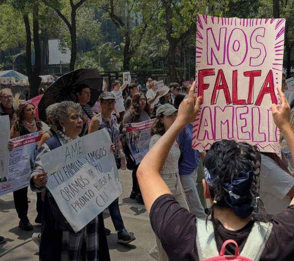 «Nos falta Ameli». Manifestación contra desaparición de mujeres en el Ajusco CDMX