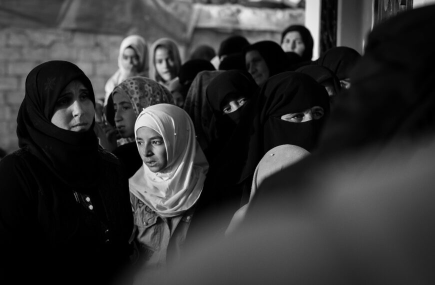 Siria ignora y revictimiza secuestros de mujeres y niñas, denuncia Amnistía Internacional