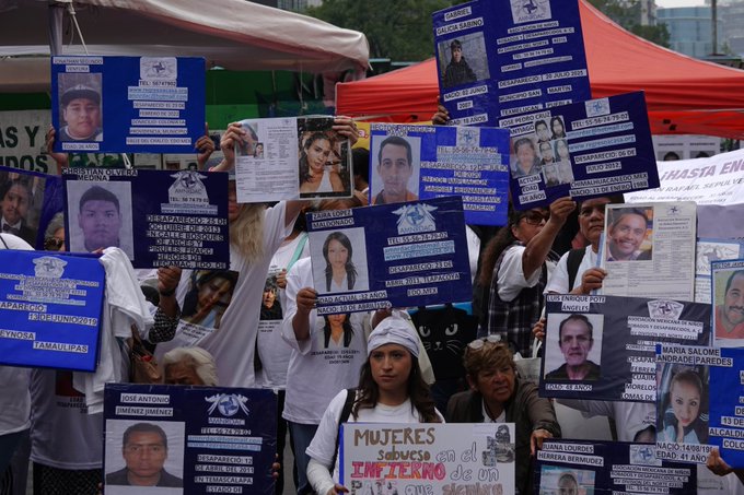 Protestan en Glorieta de las y los Desparecidos ante desprotección del Estado mexicano