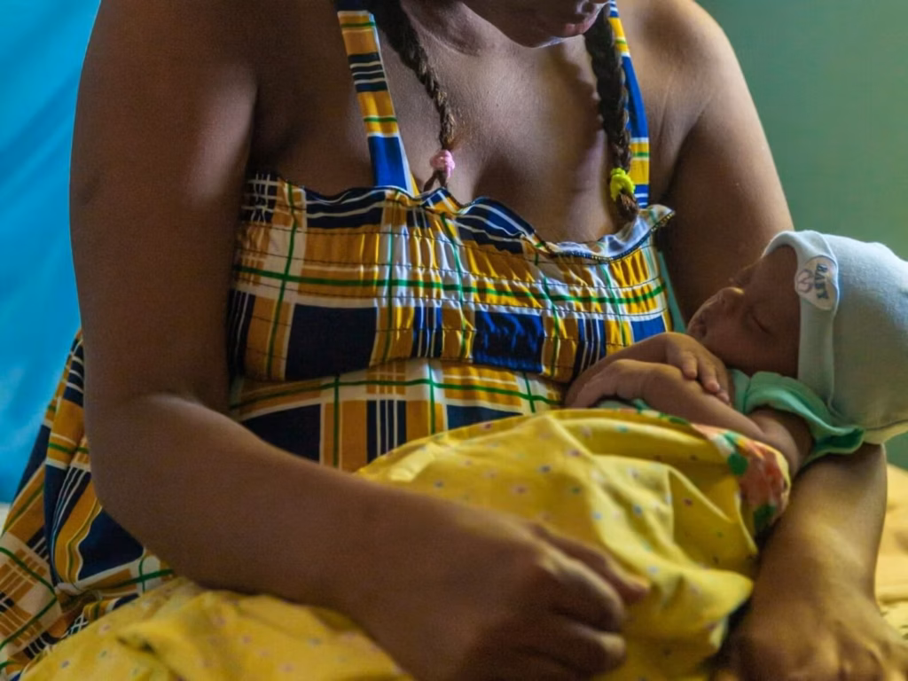 Advierten descenso de fecundidad en adolescentes mexicanas