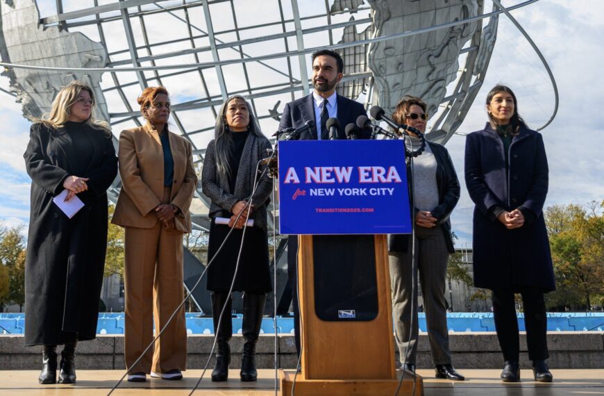 ¡Our time es now! Resurge oposición en EUA, mujeres la lideran