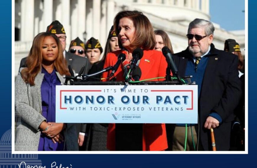 Se retira Nancy Pelosi, primera mujer en liderar la Cámara de Representantes en Estados Unidos