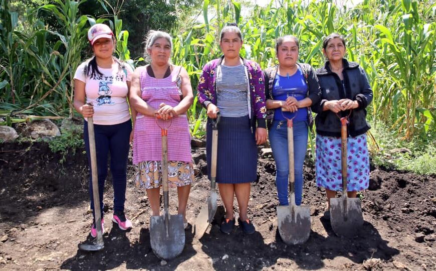 Sembrando Vidas mantiene brechas de género entre mujeres ejidatarias, alerta organización