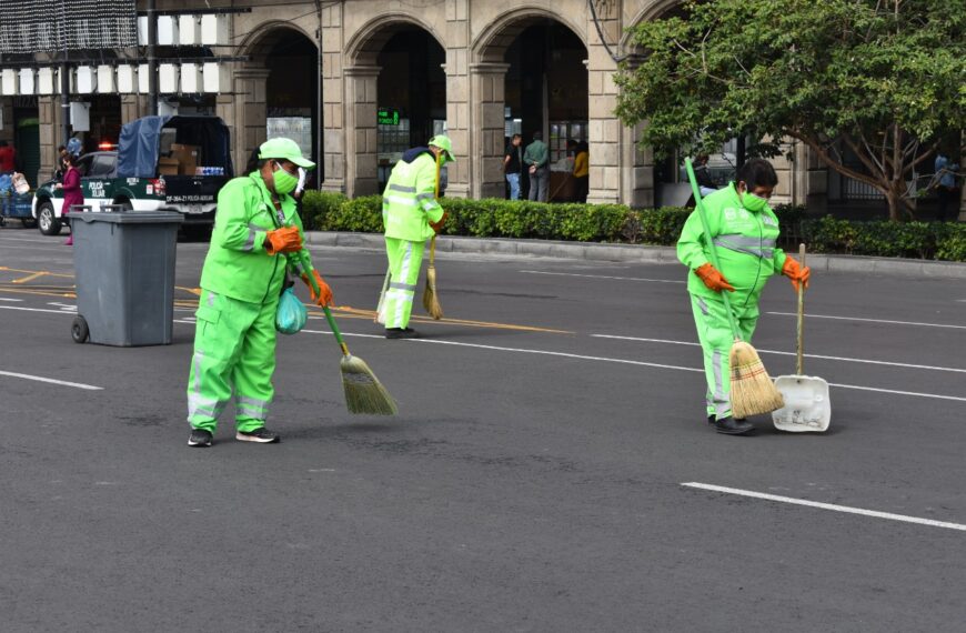 Mujeres trabajadoras de la limpieza denuncian condiciones laborales precarias