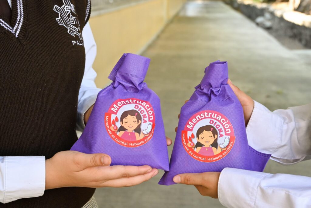 Lanzan Estrategia Nacional por una Menstruación Digna, en secundarias y bachilleratos