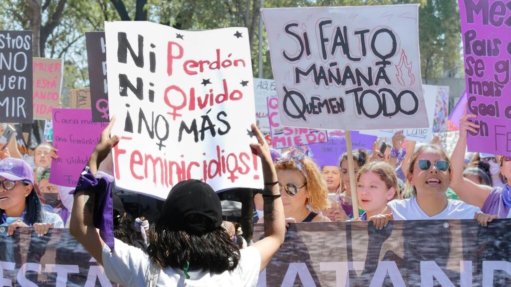 Cada 10 minutos, una mujer es asesinada por su pareja o familiar: ONU Mujeres