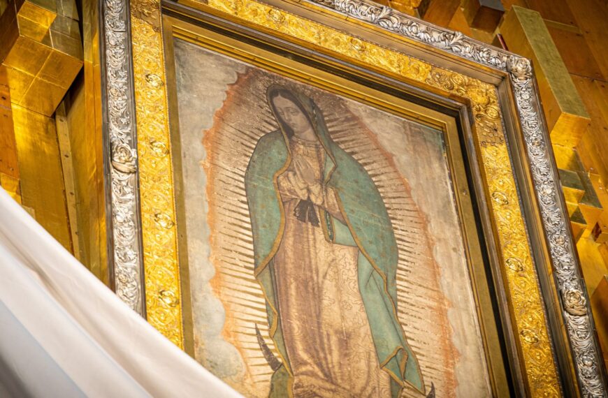 Virtudes guadalupanas, alegoría a la horma de la maternidad e ideal femenino