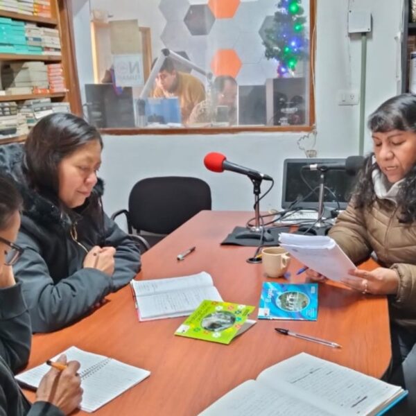 Alertan uso de sanciones por violencia política de género para censurar a medios comunitarios en Veracruz