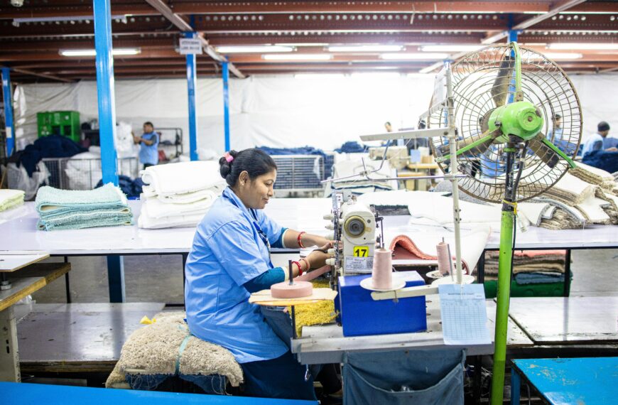 «No puede haber reducción de jornada laboral, ni suficiencia salarial, sin servicios de cuidados»: RMS