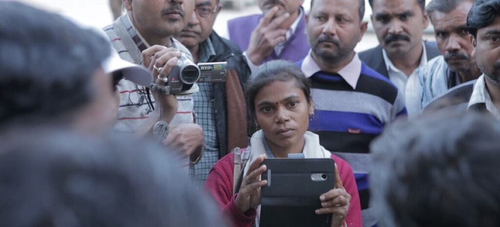 La democracia sale cara sin mujeres en los medios: ONU
