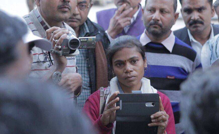 La democracia sale cara sin mujeres en los medios: ONU