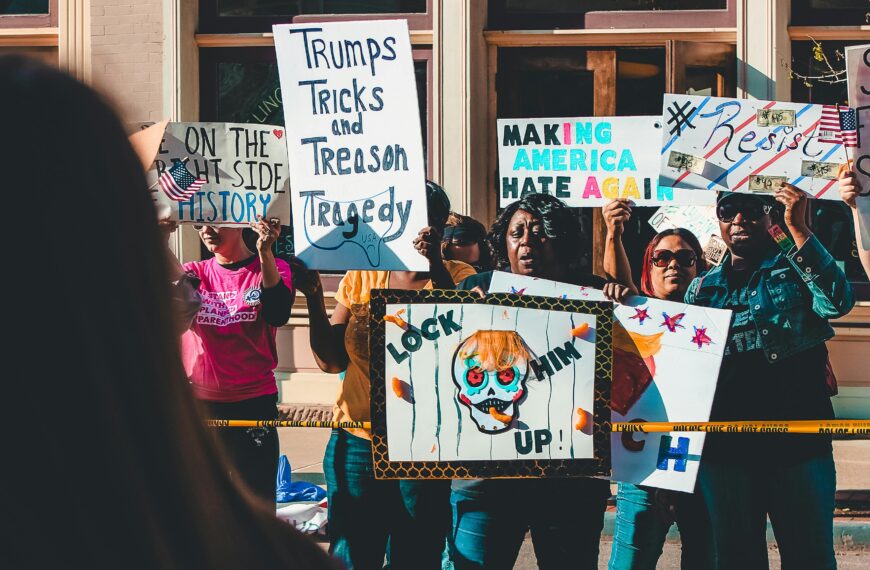 Impactos de la doctrina Donroe en las mujeres. Geopolítica del siglo XXI