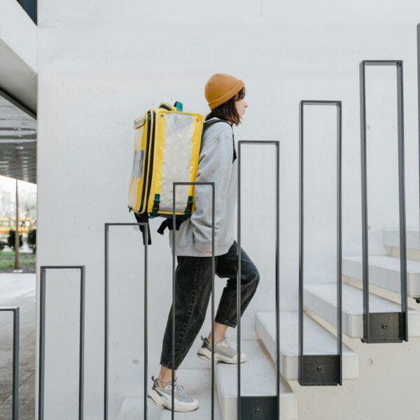 Presentan recomendaciones para garantizar que plataformas no dejen atrás a trabajadoras