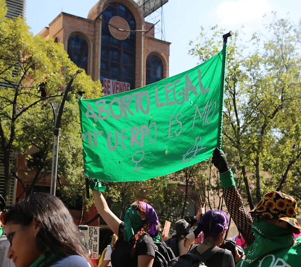 Defensoras exigen a Congreso de Durango despenalizar aborto