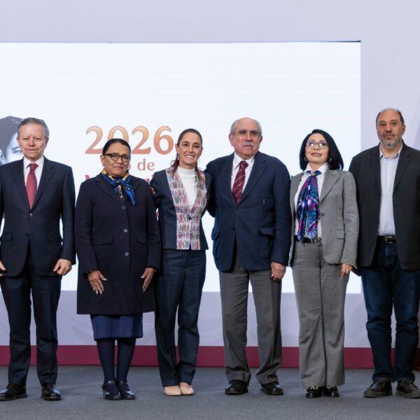 Sheinbaum presenta nuevo sistema electoral, podría limitar participación política de mujeres