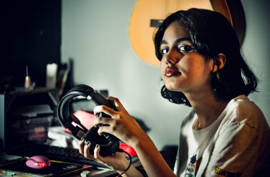 Artistas perderían 24% de ingresos por uso de IA, advierte Unesco