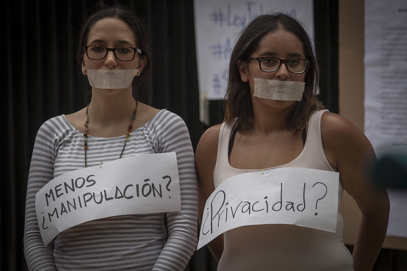 Ciudadana es acusada por Violencia Política de Género, usan opiniones de su chat privado