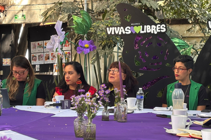 En el marco del 8M piden despenalización federal del aborto en México. «Código postal no debe determinar la libertad»