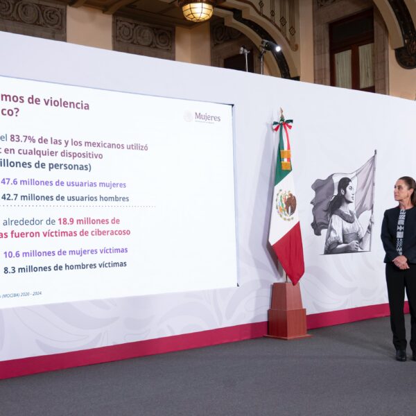 Sheinbaum firma acuerdo con Google, Meta y TikTok para combatir violencia digital contra mujeres