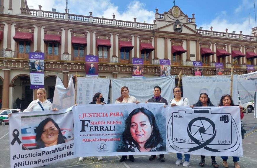 A 6 años del feminicidio de la periodista María Elena Ferral, exigen justicia y proteger a su familia
