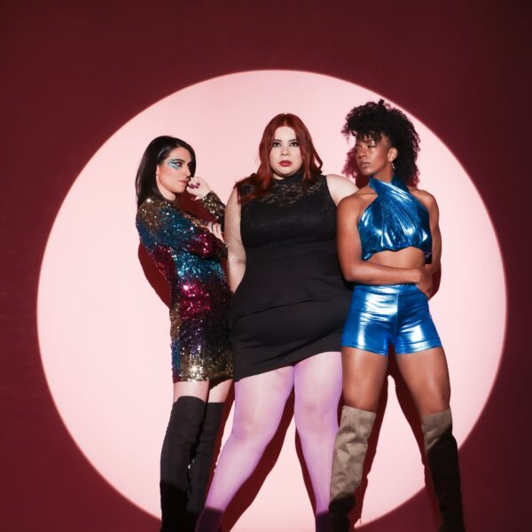 «La belleza es un accidente», presentan obra que cuestiona cánones de belleza