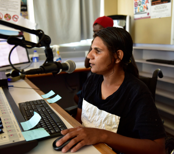 Radios universitarias, otro espacio que violenta a mujeres periodistas