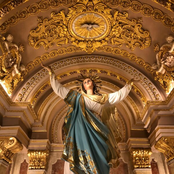 María, María Magdalena, Priscila, Febe, Lidia y Salomé, mujeres clave en el Nuevo Testamento