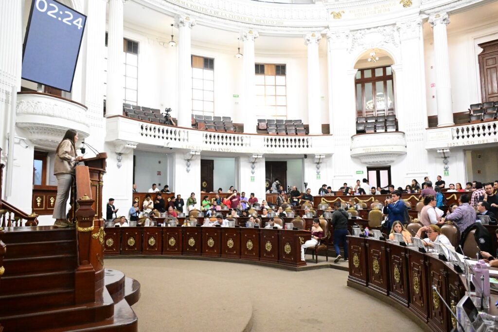 Anuncian Parlamento de Mujeres en congreso de la CDMX
