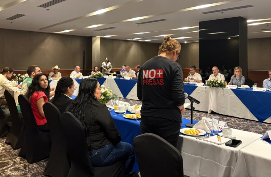 Defensoras de Sonora exponen crisis de derechos humanos a embajadores de Unión Europea