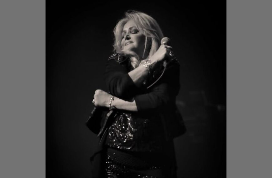 Muere Bonnie Tyler a los 75 años: la voz que desafió los estereotipos de género en el rock