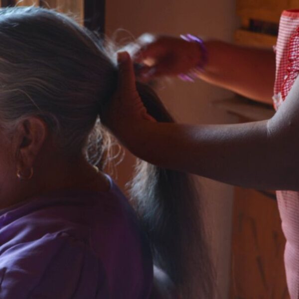 Ser cuidadora aumenta la desigualdad y limita las oportunidades de las mujeres en México